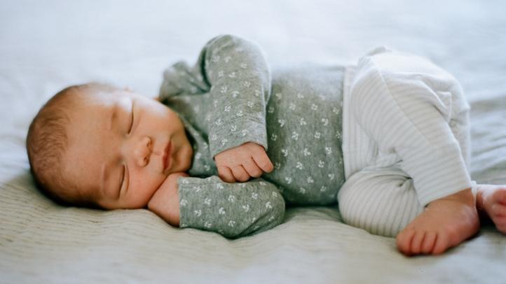 When Does Newborn Scrunch End? Understanding Baby Movements