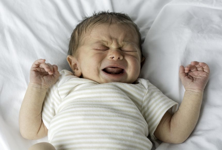 Best Sleeping Position for Colic Baby: Ensuring Comfort