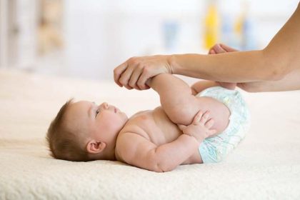 Best Sleeping Position for Gassy Baby: Relieving Discomfort