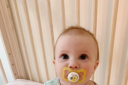 When to Remove Pacifier from Sleeping Baby: A Guide